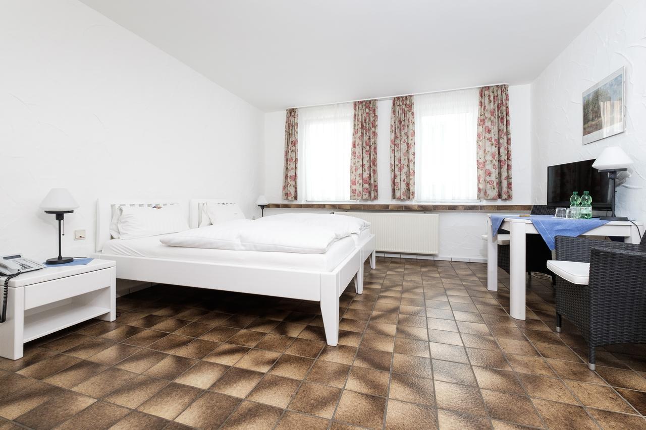 Hotel Garni Jacobs 본 외부 사진